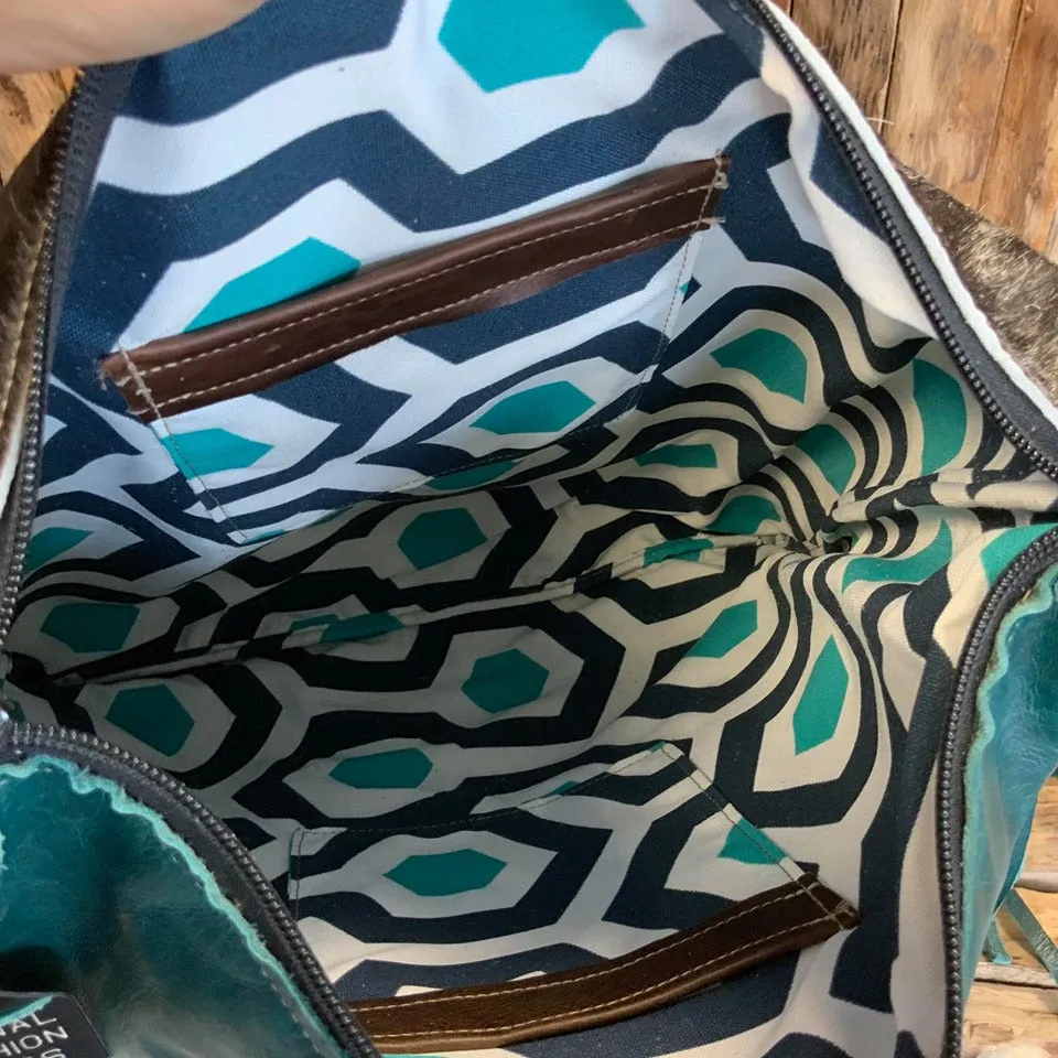 Crossbody Outlaw -  #16118