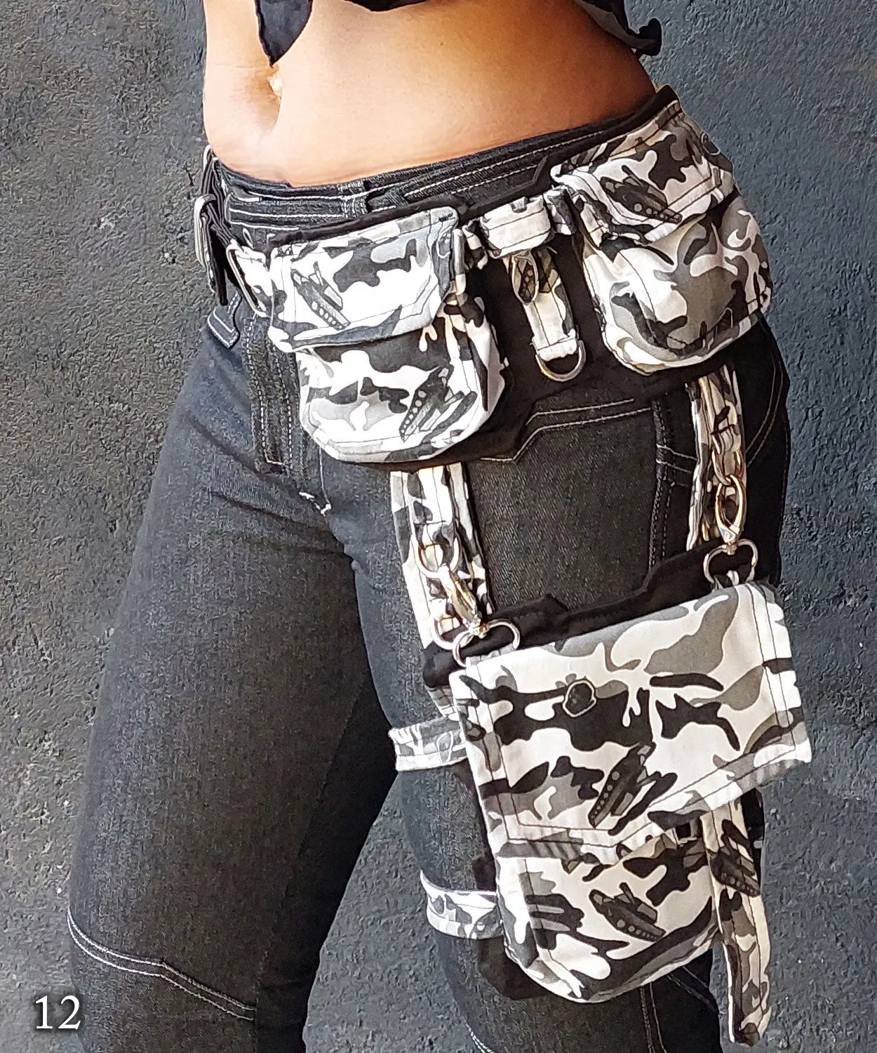 Defender Belt - multi pockets & leg Bag