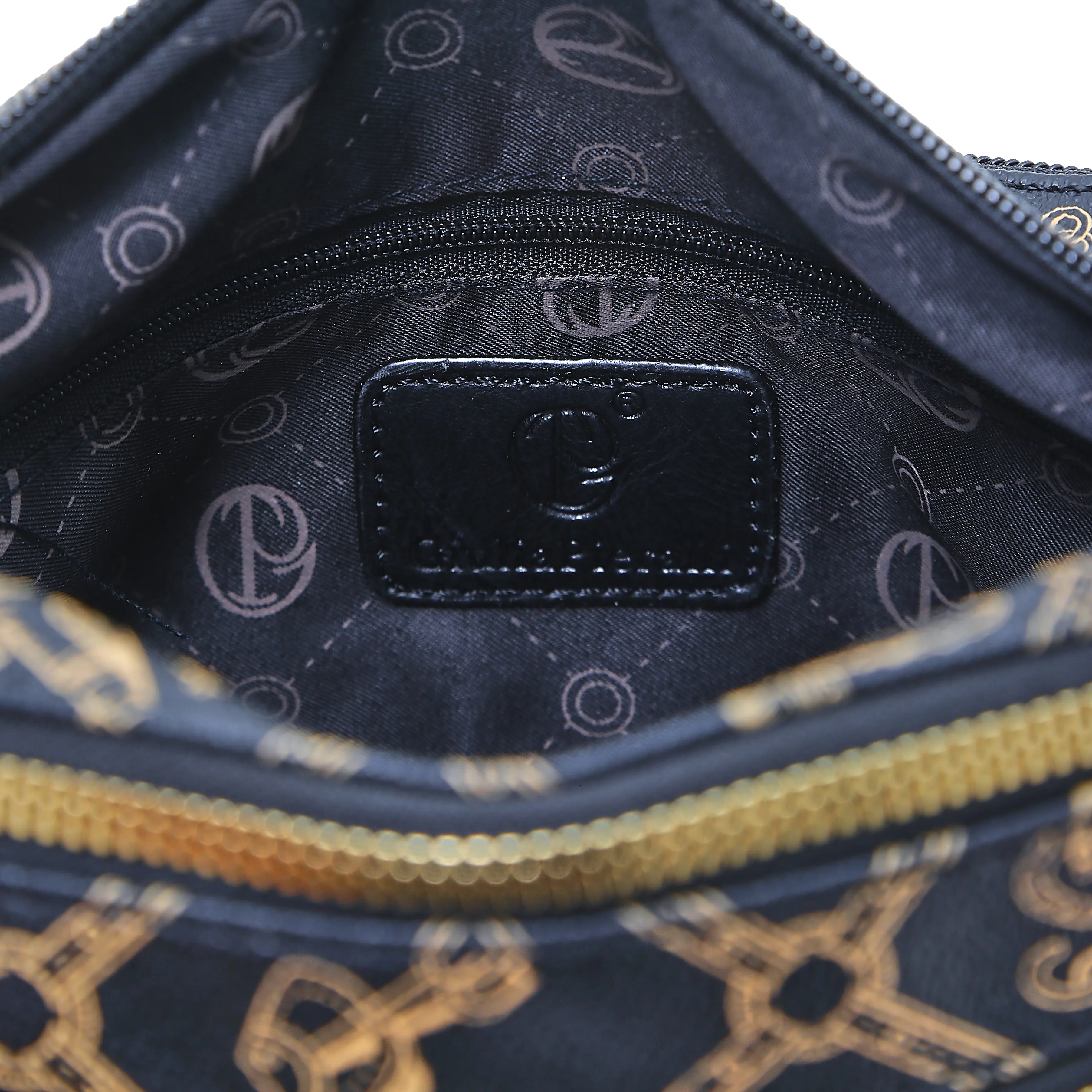 Giada Crossbody Bag