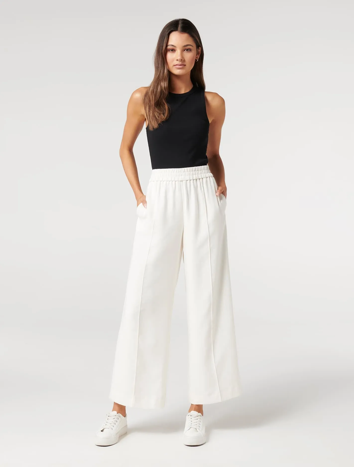 Petra Petite Wide Leg Pant