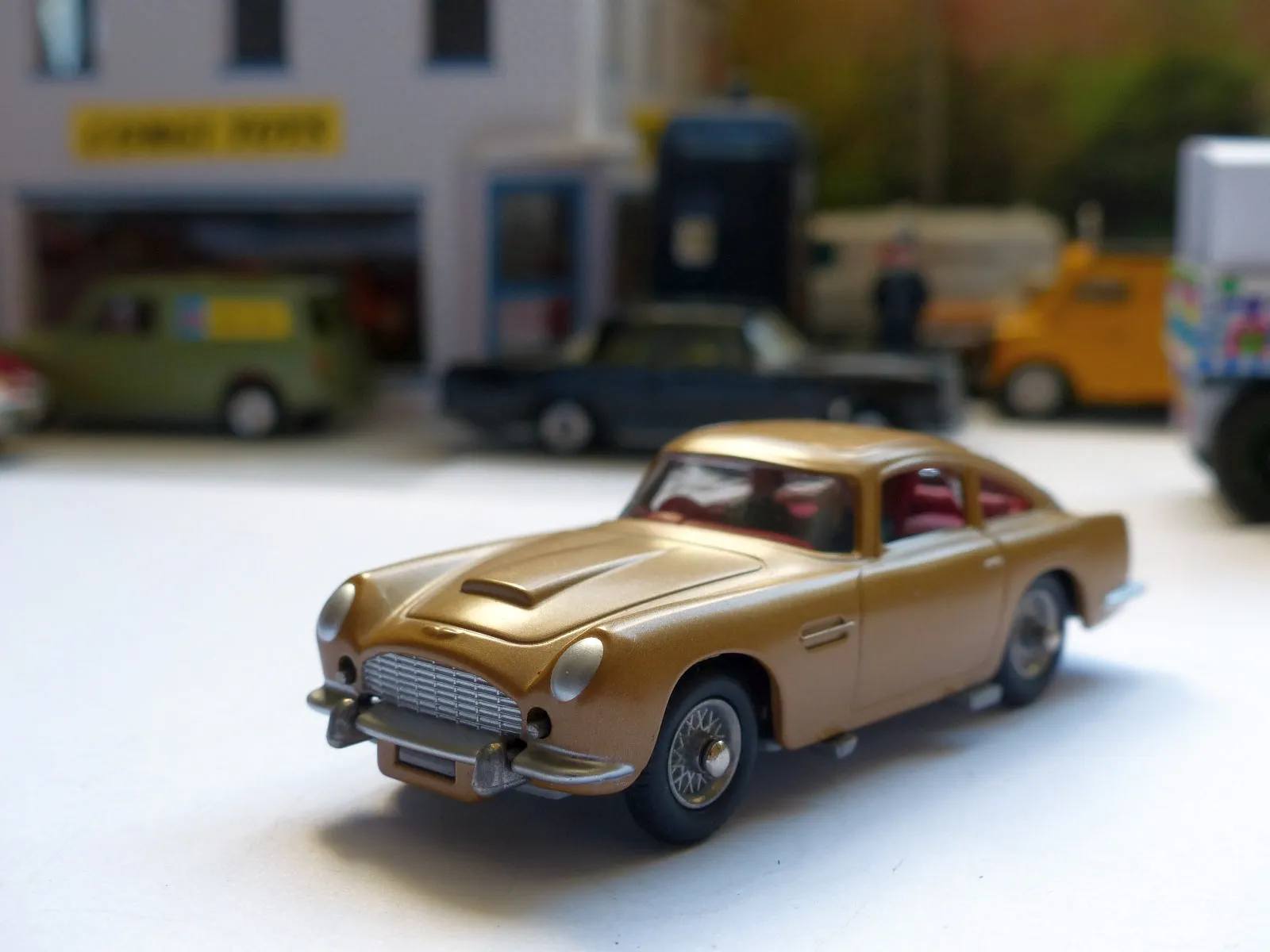 R261 James Bond Aston Martin DB5 - 2022 first reissue