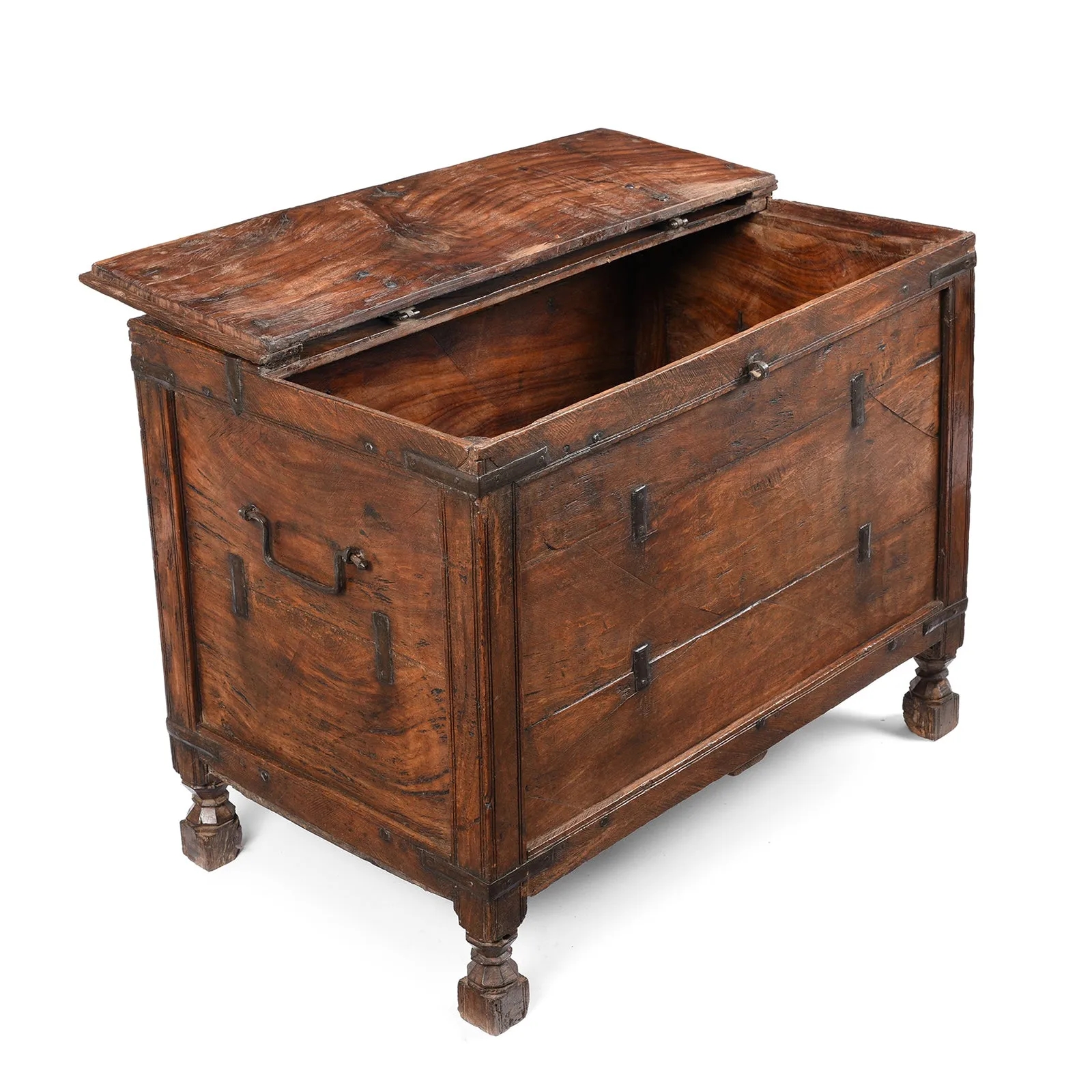 Roheda Wood Chest From Rajasthan - 19th Century