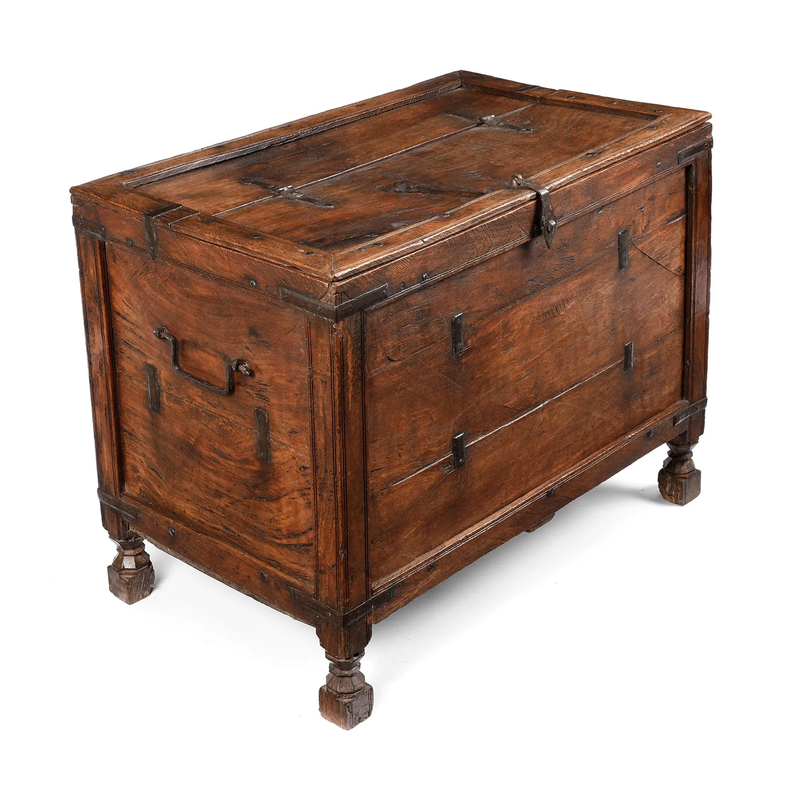 Roheda Wood Chest From Rajasthan - 19th Century