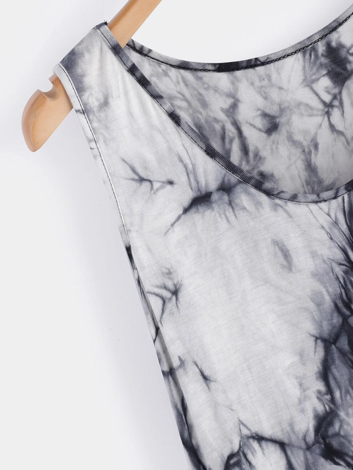 Wholesale Grey Round Neck Sleeveless Floral Print Side Pockets Mini Dress